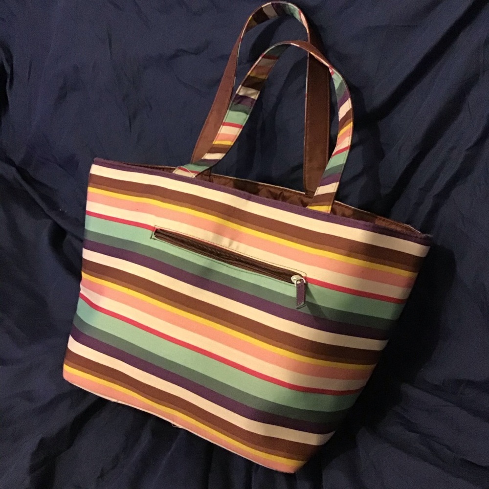 SALLY BEAUTY LARGE STRIPED OPEN LINED TOTE👜